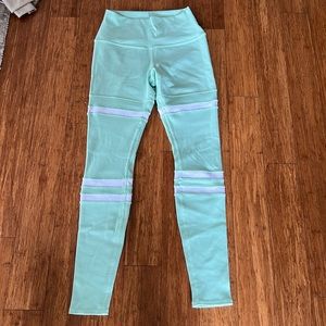 ALO Yoga ribbed leggings